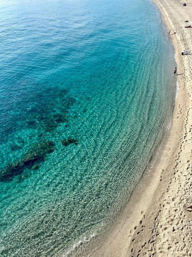 Casa Isola Lägenhet Bergeggi Exteriör bild